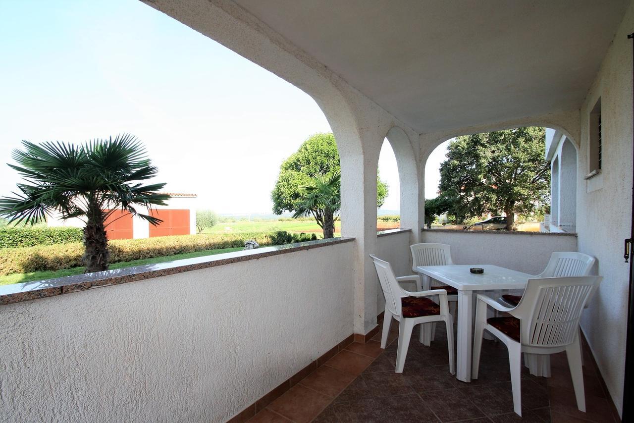 Apartments Livio Stranici Rosini Esterno foto